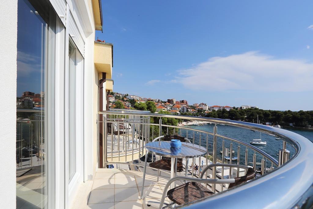 Apartments Dado Трогір Номер фото