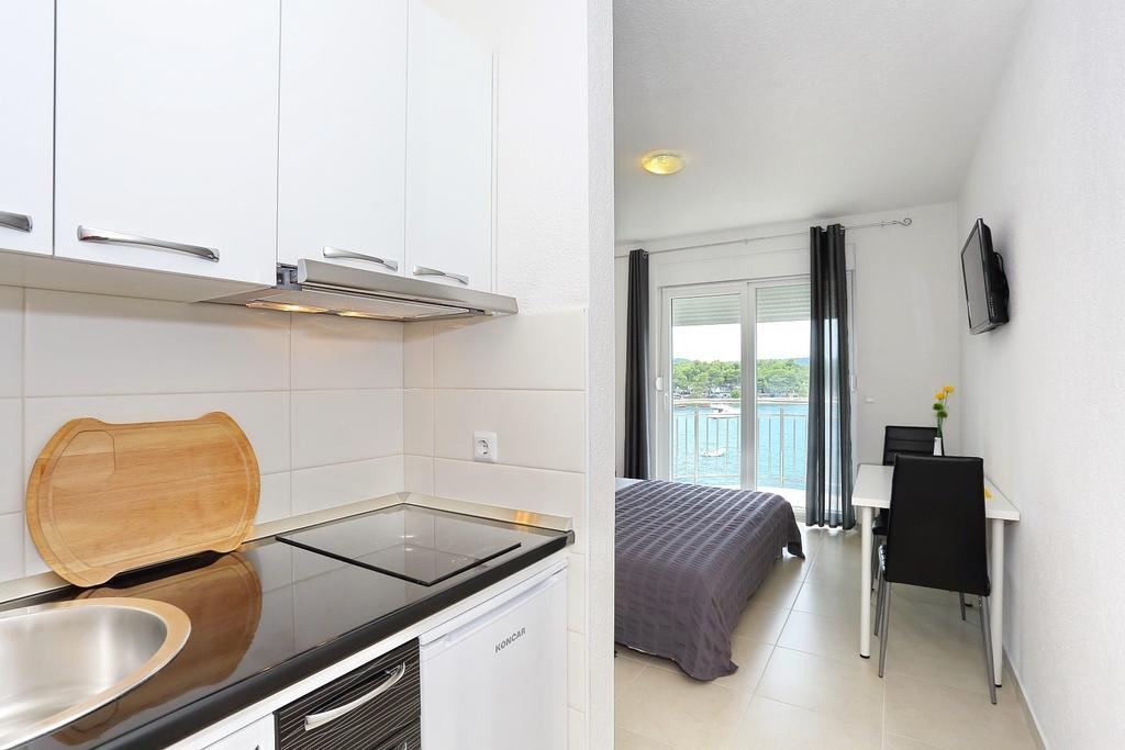 Apartments Dado Трогір Номер фото